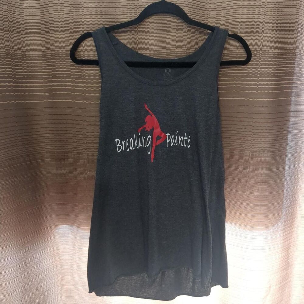 Non Women's Grey and Black Vest